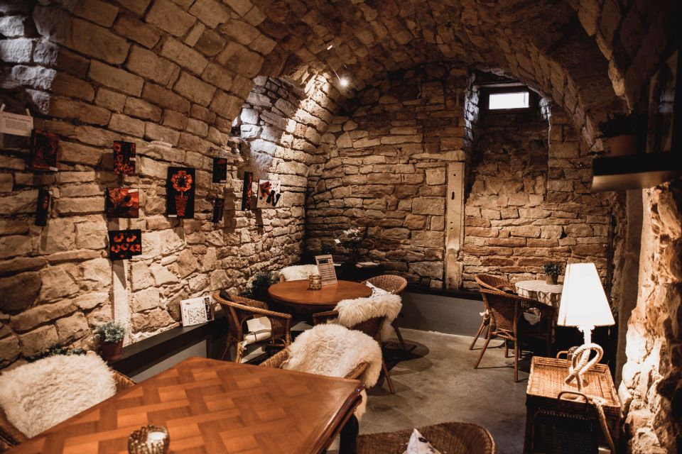 Immersive Cellar Tour, Tasting and Board Meal - Location and Transportation