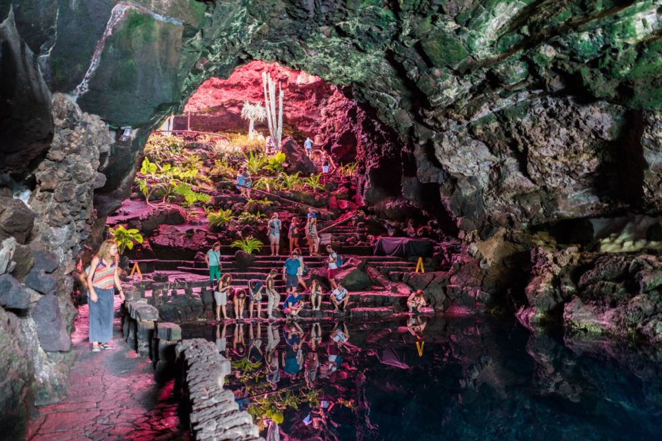 Lanzarote: Timanfaya Park, Jameos Del Agua & Green Cave Day Trip - Jameos Del Agua