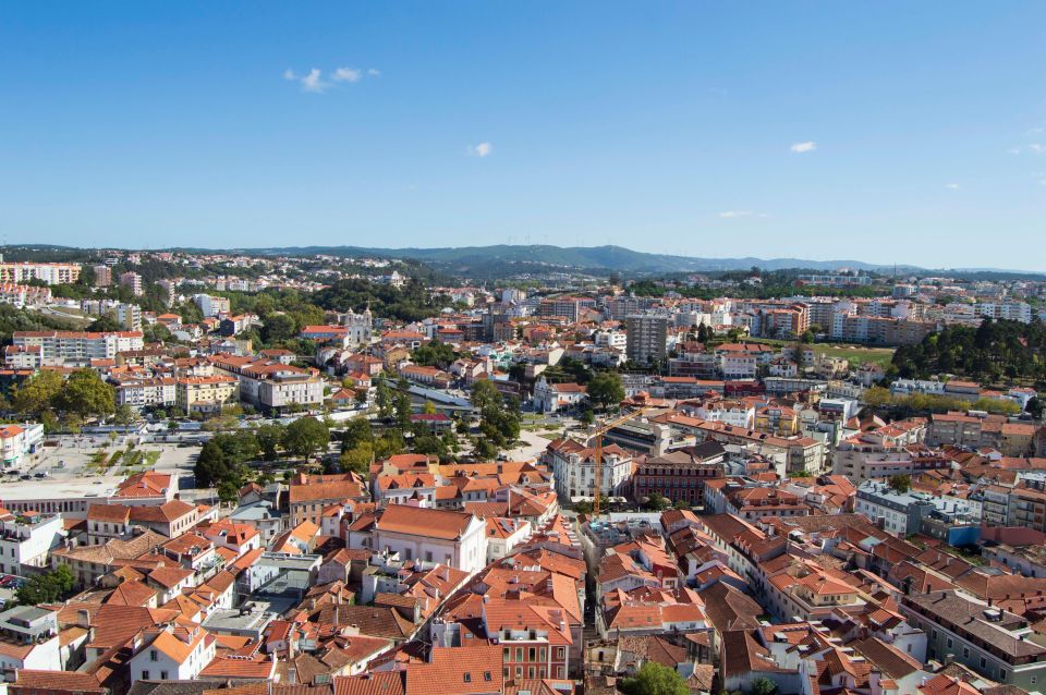 Leiria: Highlights Walking Tour - Official Guide - Jardim Luís De Camões