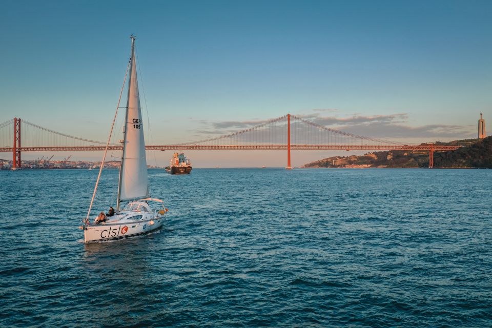 Lisbon: Private Tagus River Yacht Tour - Meeting Point and Arrival