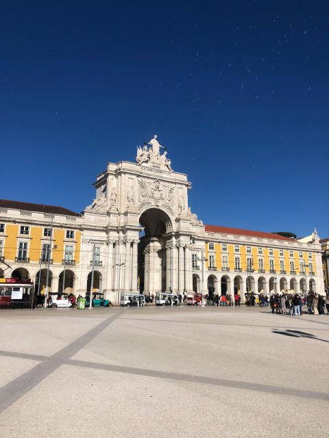 Lisbon: Private Tour With Guide and Transportation Half Day - Duration and Timing