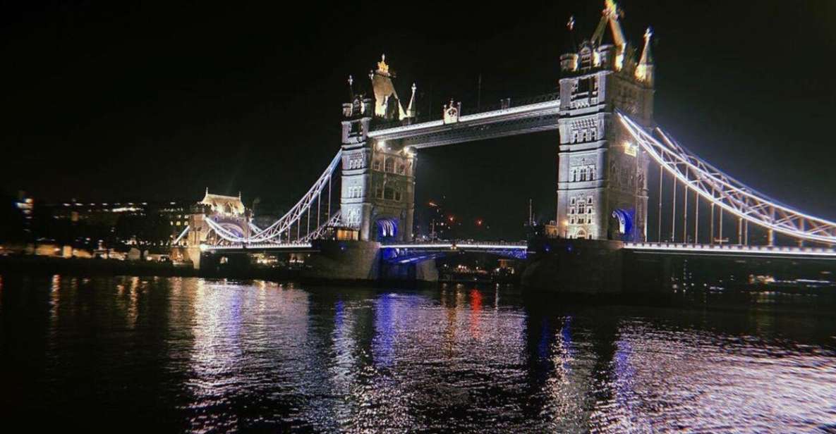 London Bridges Night Time Light Private Tour - Witness the Shimmering Lights