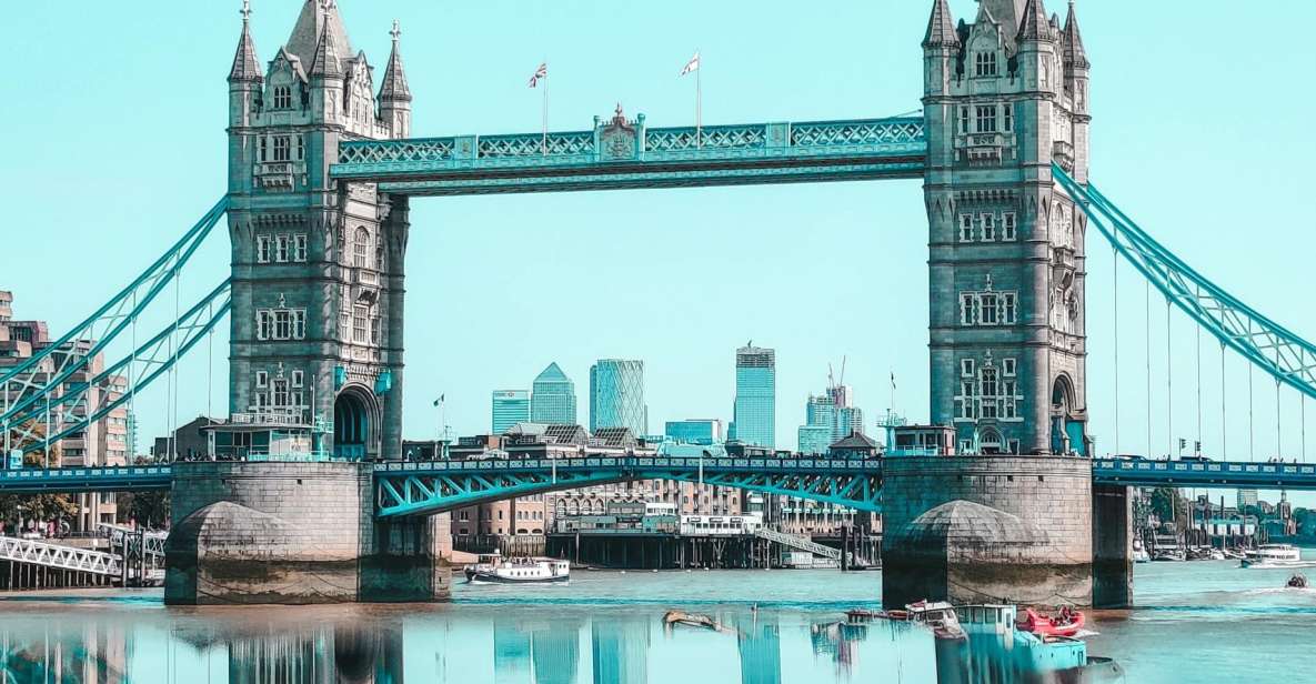 London : Digital Audio Guide for Tower Bridge - Independent Exploration at Your Pace