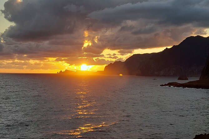 Madeira : West and East Mega Tour in 1 Day With Drinks and Snacks - Participant Requirements