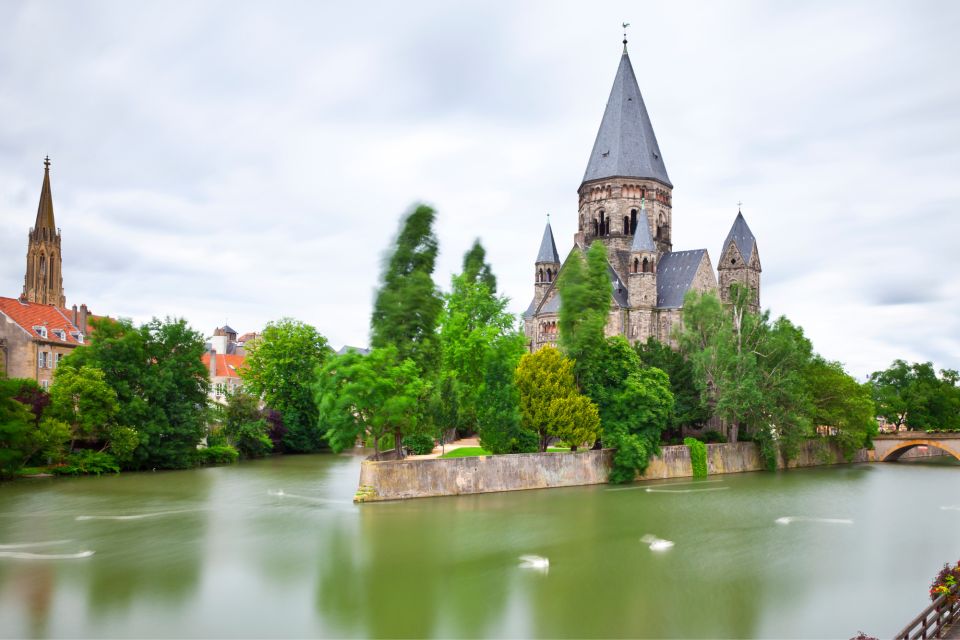 Metz: Self-Guided Highlights Scavenger Hunt & Walking Tour - Important Information