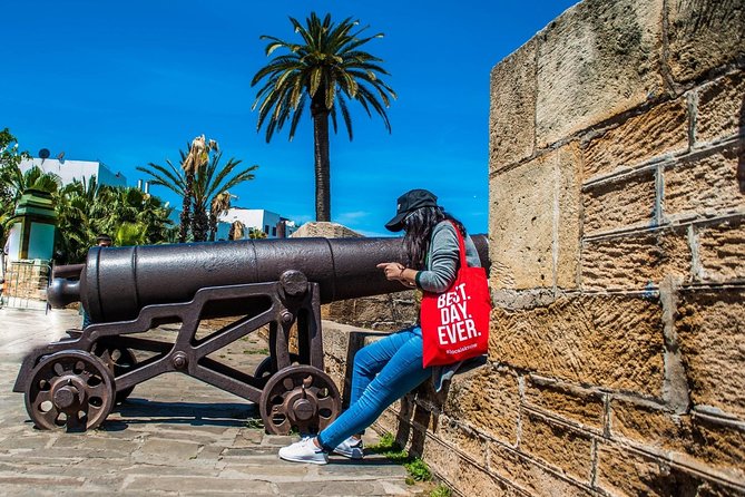 Morning Casablanca: The Medina and Beyond Cultural Walking Tour - Experiencing Traditional Moroccan Cuisine