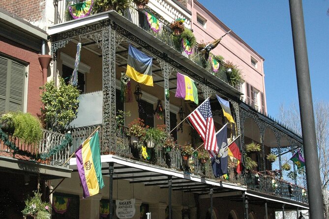 New Orleans City and Cemetery Bus Tour - Getting There