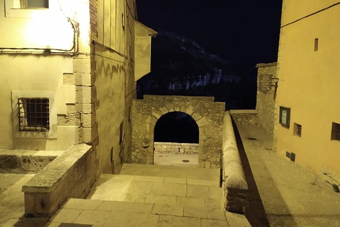 Night Walking Tour of Medieval Cuenca - Accessibility and Accommodation