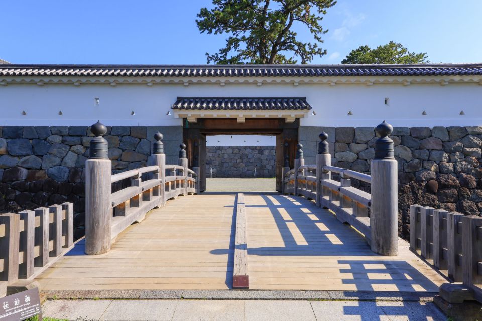 Odawara: Odawara Castle and Town Guided Discovery Tour - Samurai Museum Visit