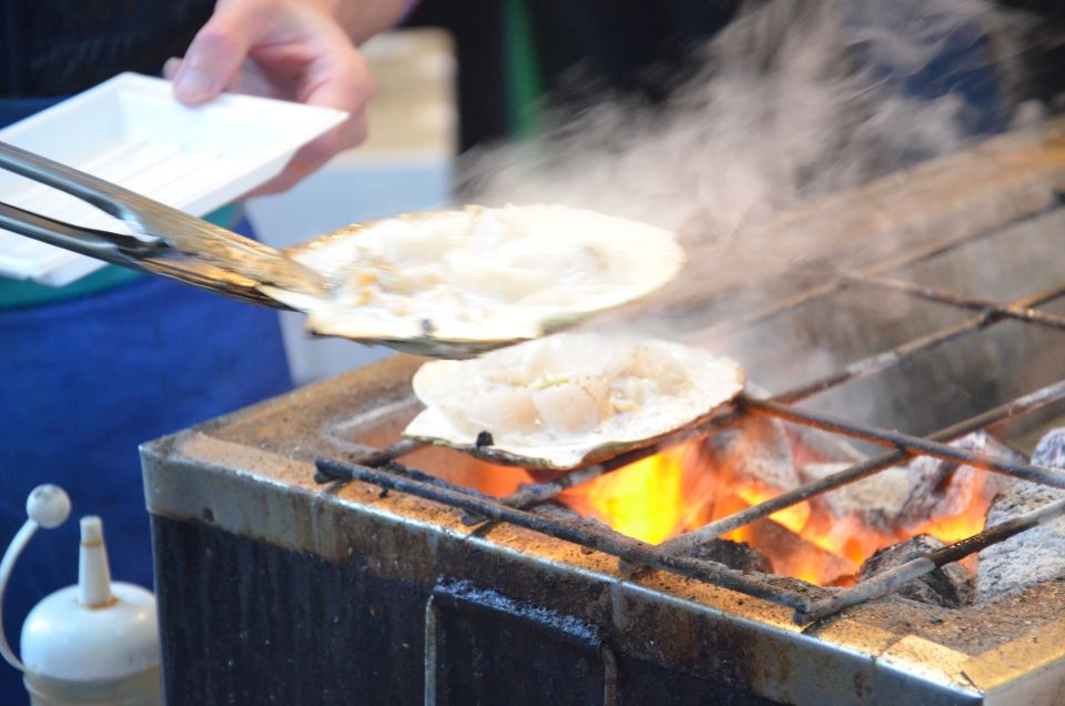 Osaka: Kuromon Market Food Tour With Tastings - Group Size and Language