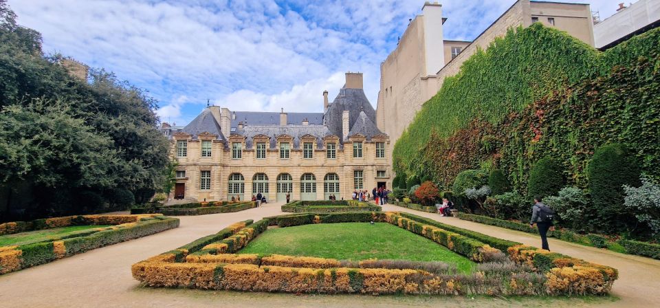 Paris Le Marais Walking Tour: An Incredible History - Trendiest Neighborhood of Paris