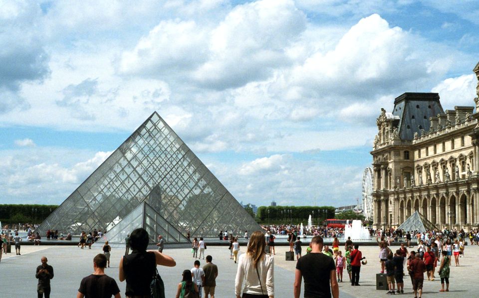 Paris: Louvre Museum Skip-the-Line Entry and Private Tour - Highlights of the Private Tour