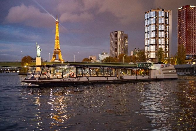 Paris Seine River Dinner Cruise With Champagne and Window Seating - Privileged Window Seating Experience