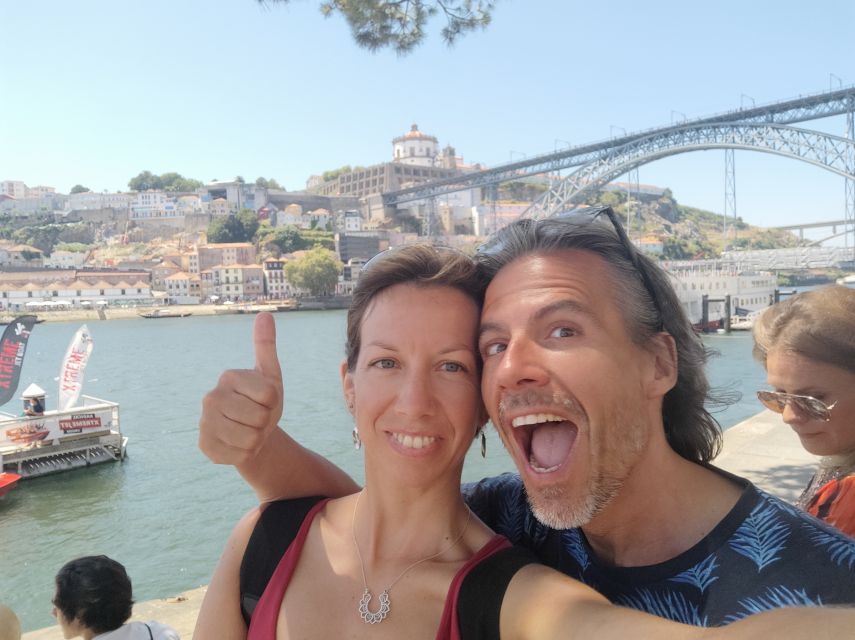 Porto: Scavenger Hunt and City Highlights Walking Tour - Customer Reviews and Feedback