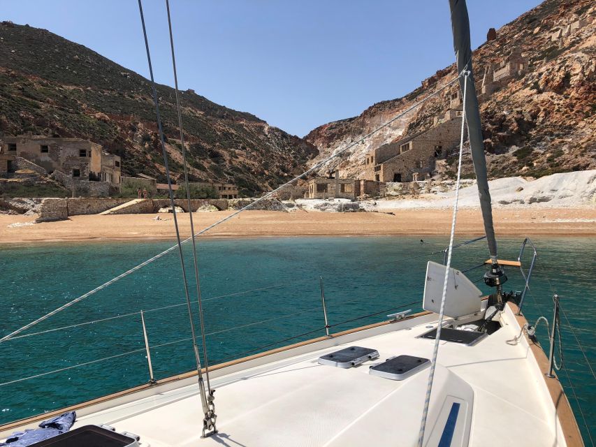 Private Boat Tour at Your Top 4 Beaches in Milos - Customer Feedback