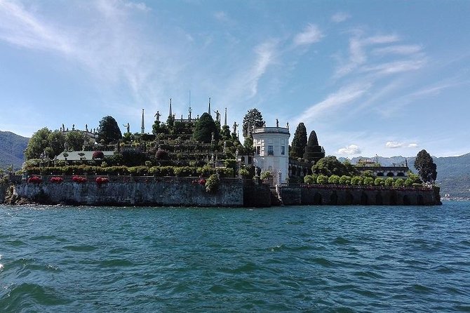 Private Guided Boat Tour of Lake Maggiores Borromeo Islands - Explore Isola Bella