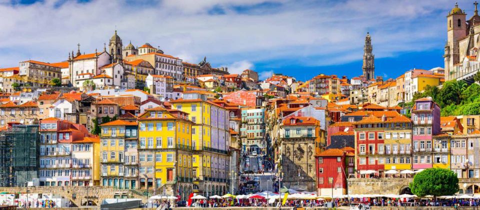 Private Porto Full-Day Tour From Lisbon - Discovering São Bento Station