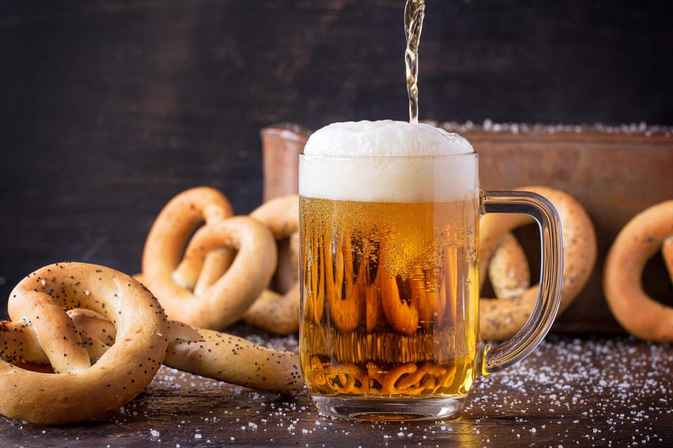 Private Tour to Pilsner Urquell From Prague - Taste the Beer