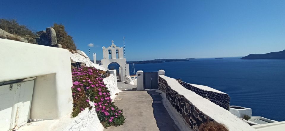 Santorini: Private 2-Day Tour With Transfers Included - Arrival Transfer