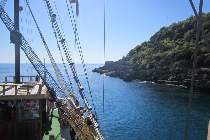 Side Lazy Day Boat Trip - Convenient Side Location