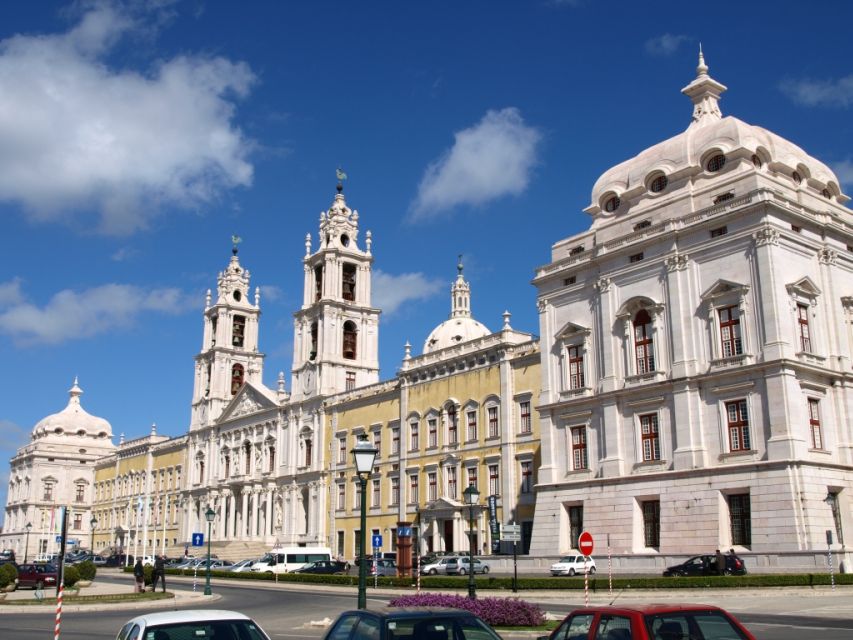 Sintra, Óbidos, Baleal, Peniche, Mafra: Day Tour From Lisbon - Discovering Sintras Free Time