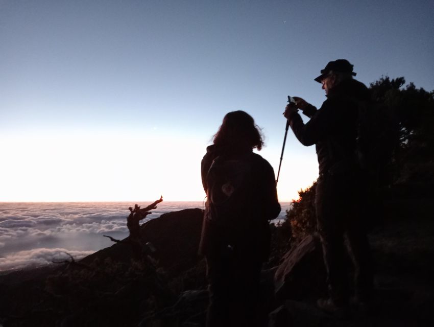 Sunrise at Pico Ruivo and Hike to Pico Do Areeiro - Booking and Cancellation Policy