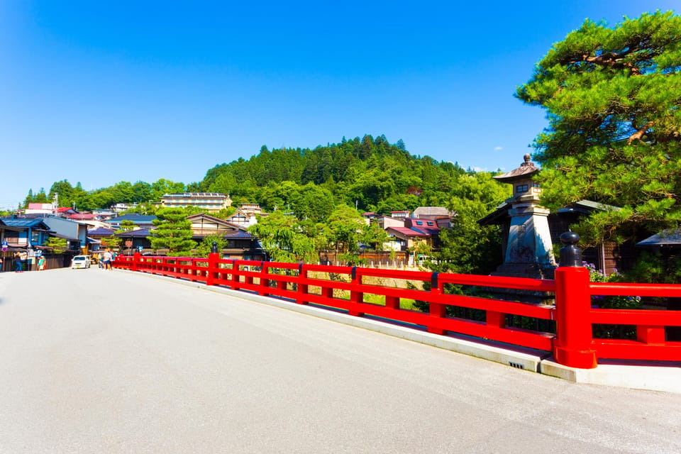 Takayama Temples & Tranquil Walks Review - Meeting Point