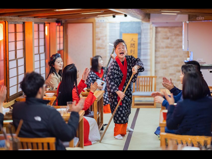 Tokyo: Dinner Cruise With Shamisen & Tokyo Tower Dance Show - Tokyo Tower Observation Deck