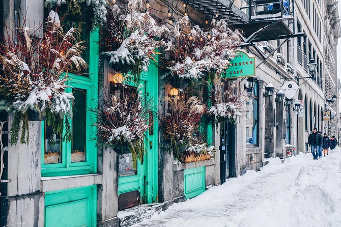 Winter Walking Tour of Old Montreal - Montreals Winter Ambiance