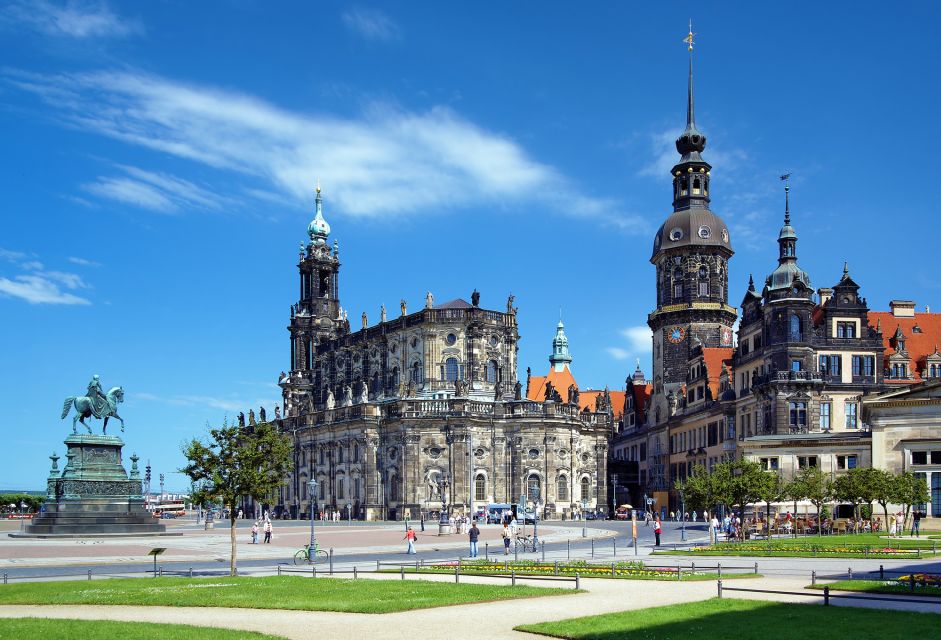 Wroclaw: Dresden Day Trip - Historic Center Walkthrough