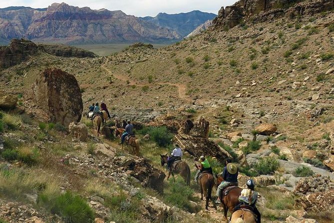 2-Hour Horseback Riding Through Red Rock Canyon - Exploring the Red Rock Canyon