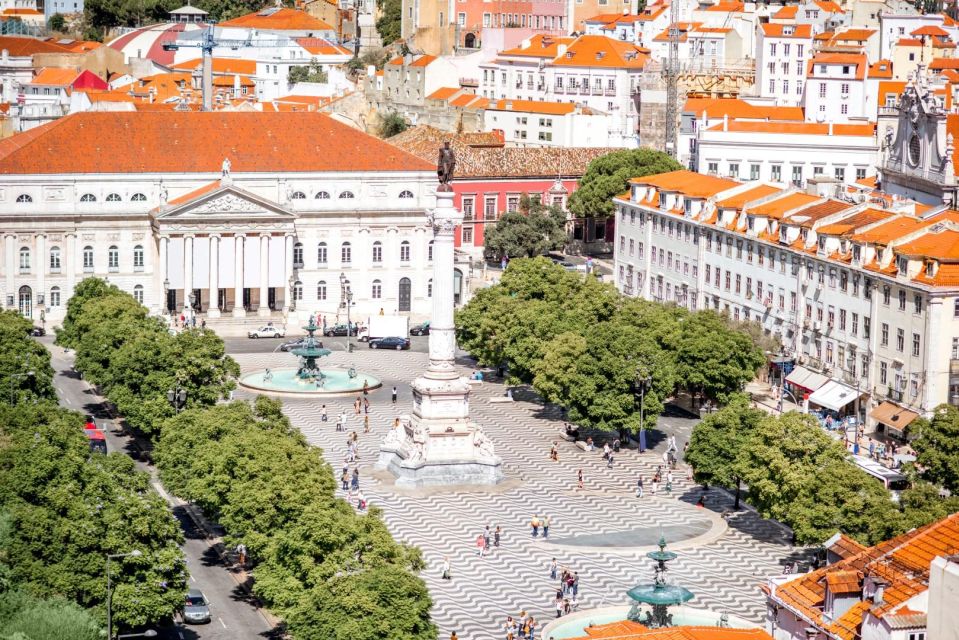 2h Tuk-Tuk Tour in Lisbon With a Local - Iconic Lisbon Landmarks