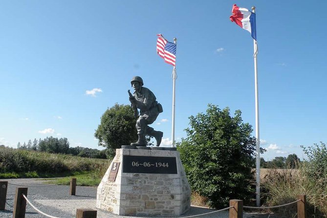 Airborne D-Day Experience - Full Day Group Tour From Bayeux - Exploring Significant WWII Sites