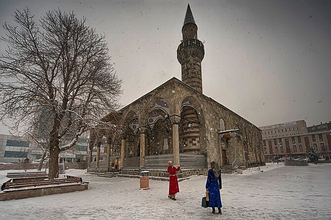 All-inclusive Private Guided Walking Tour of Erzurum City - Pricing and Guarantee