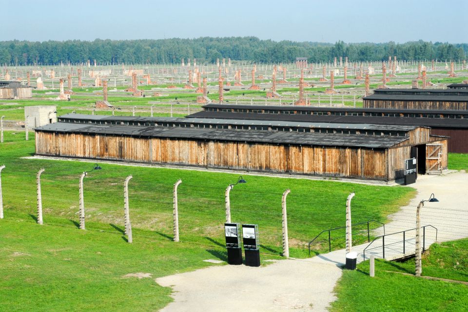 Auschwitz-Birkenau Guided Tour & Transfer From Krakow - Meeting Points in Krakow