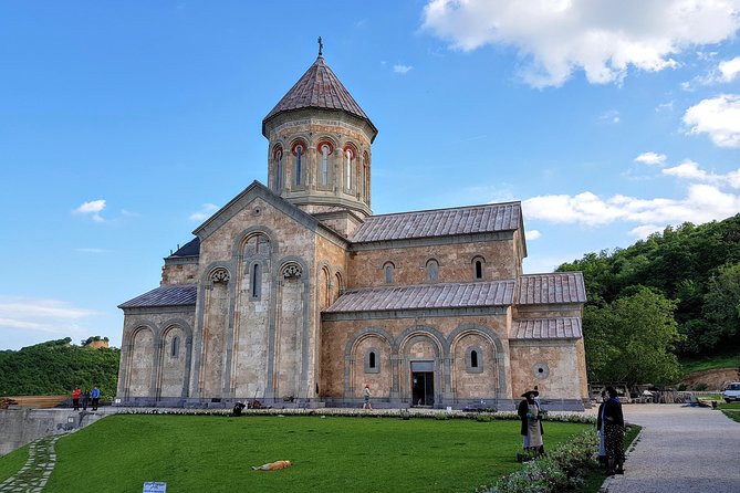 Best of Georgia - 3 or 4 Days Private Tour With Transfers and Guide - Discover the Caucasus Mountains