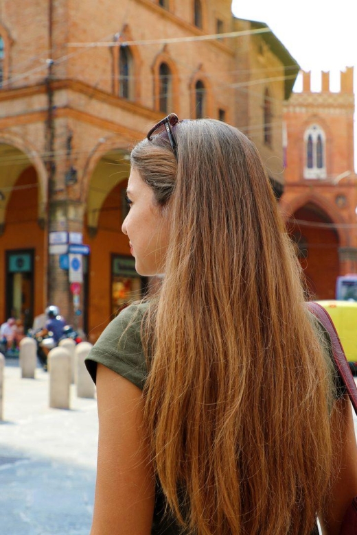 Bologna: Walking In-App Audio Tour on Your Phone (ENG) - Self-Guided Audio Tour Details