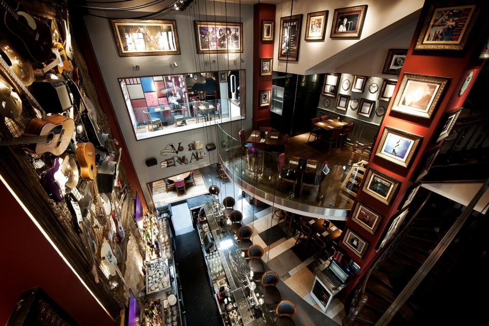 Brussels: Hard Rock Cafe With Set Menu for Lunch or Dinner - Location and Reservation