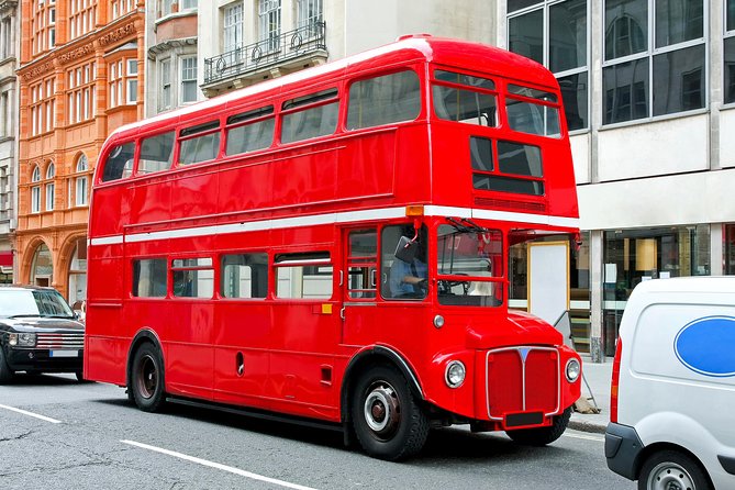 Buckingham Palace and Vintage Bus Tour of London - Thames River Cruise