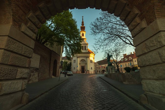 Buda Castle Quarter Walking Tour - Customizing the Itinerary