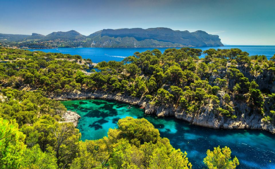 Calanques of Cassis, Aix-en-Provence & Wine Tasting Day Tour - Tour Inclusions