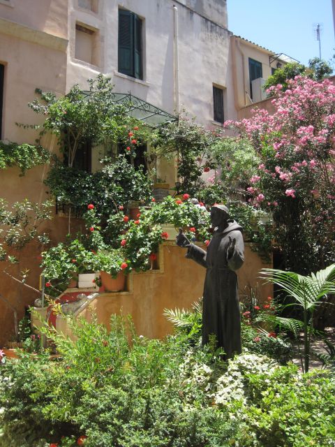 Chania Old City Walking Tour - Languages and Accessibility