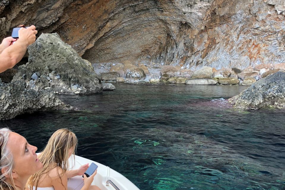 Chania: Private RIB Cruise to Akrotiri and Seitan Limania - Meeting Point and Recommendations