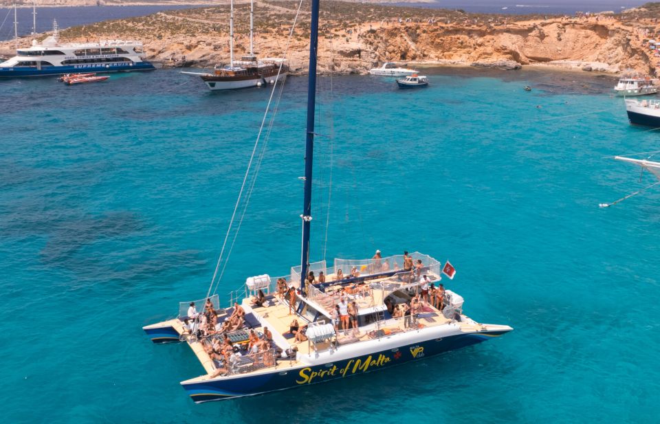 Comino: Blue Lagoon Catamaran Cruise With Lunch and Open Bar - Customer Feedback Highlights