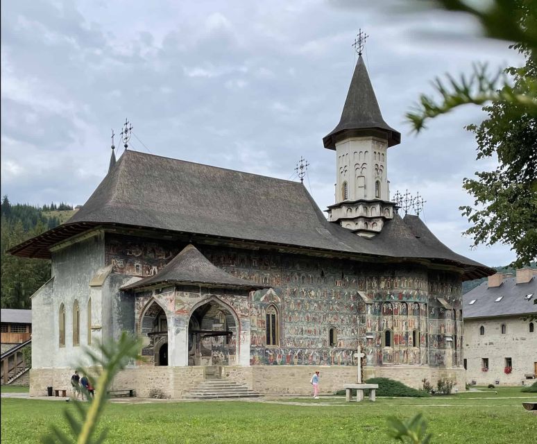 Day Trip to the UNESCO Painted Monasteries From Iasi - Uncovering Sucevita Monastery