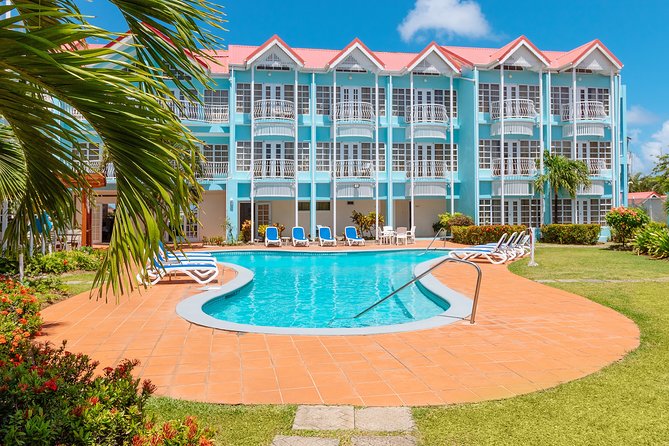 Deluxe Playpass at Bay Gardens Beach Resort & Spa With Water Park - Exploring Splash Island Water Park