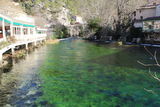 Discover Villages in Luberon Small Group Day Trip From Avignon - Exploring Gordes