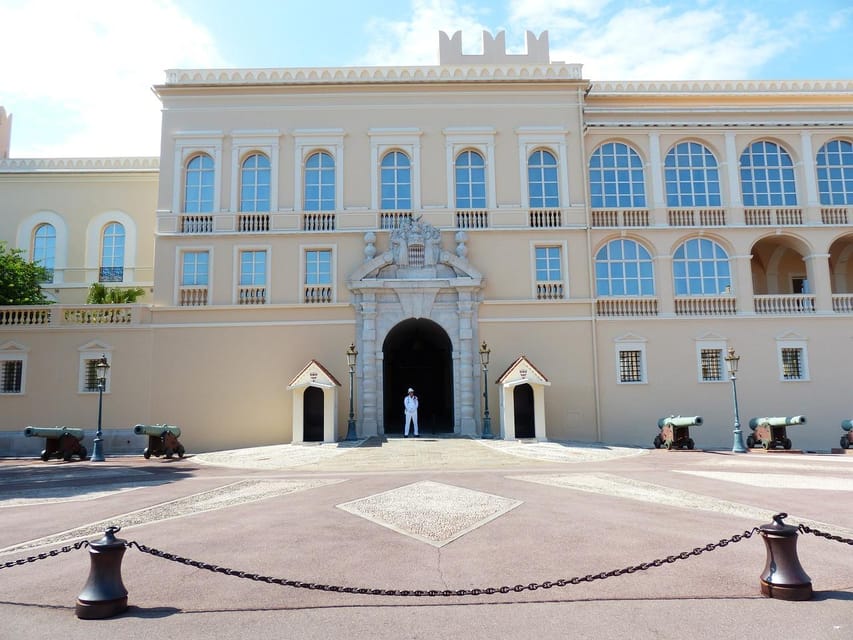 Excursion to Eze and Monaco: Half Day Shared Tour 5h - Oceanographic Museum