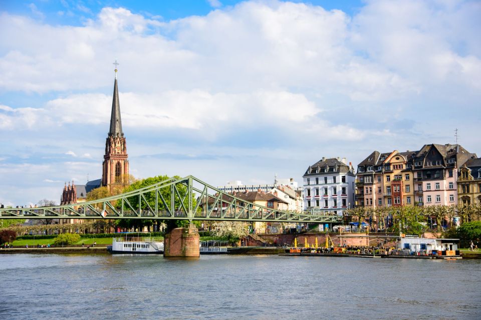 Frankfurt: Old Town Historical Walking Tour in English - Exploring the Historic Old Town