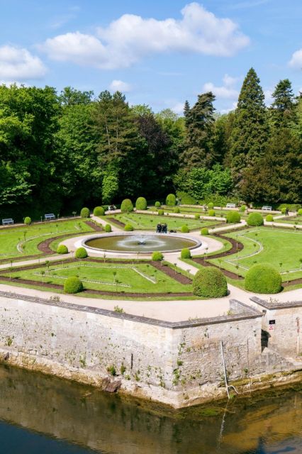 From Amboise : Full-Day Chambord & Chenonceau Chateaux - Group Size and Duration